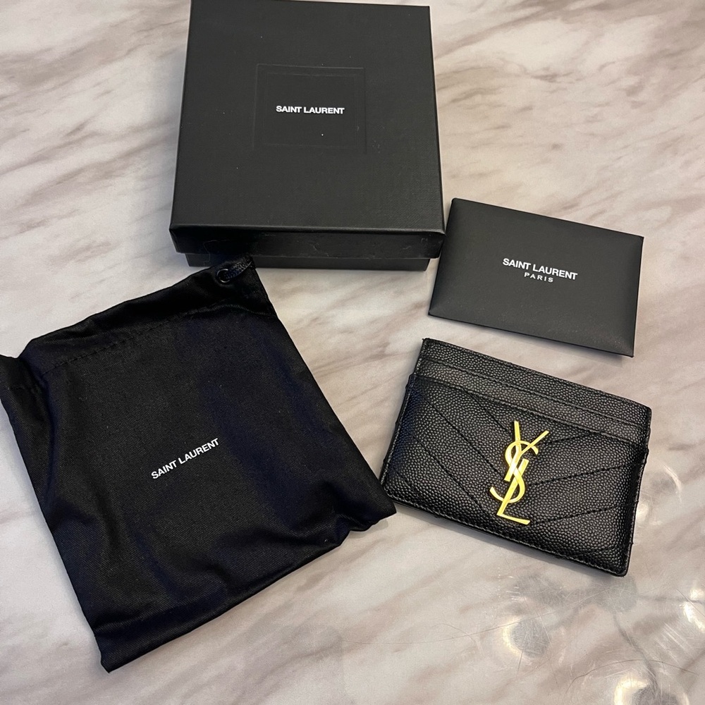 Saint Laurent Monogram card case in grain de poudre embossed leather - Picture 8 of 9